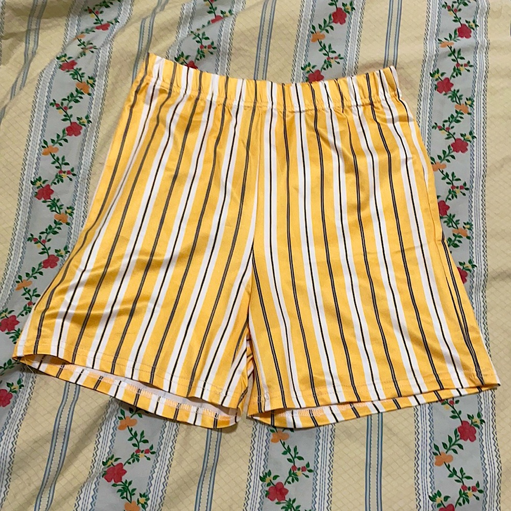 Shein XS yellow shorts